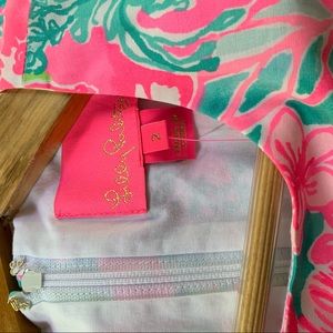 Lilly Pulitzer Dresses - NWT Lilly Pulitzer “Mila” Shift, Hot on that Scene Lilly Pulitzer Dresses - NWT Lilly Pulitzer “Mila” Shift, Hot on that Scene